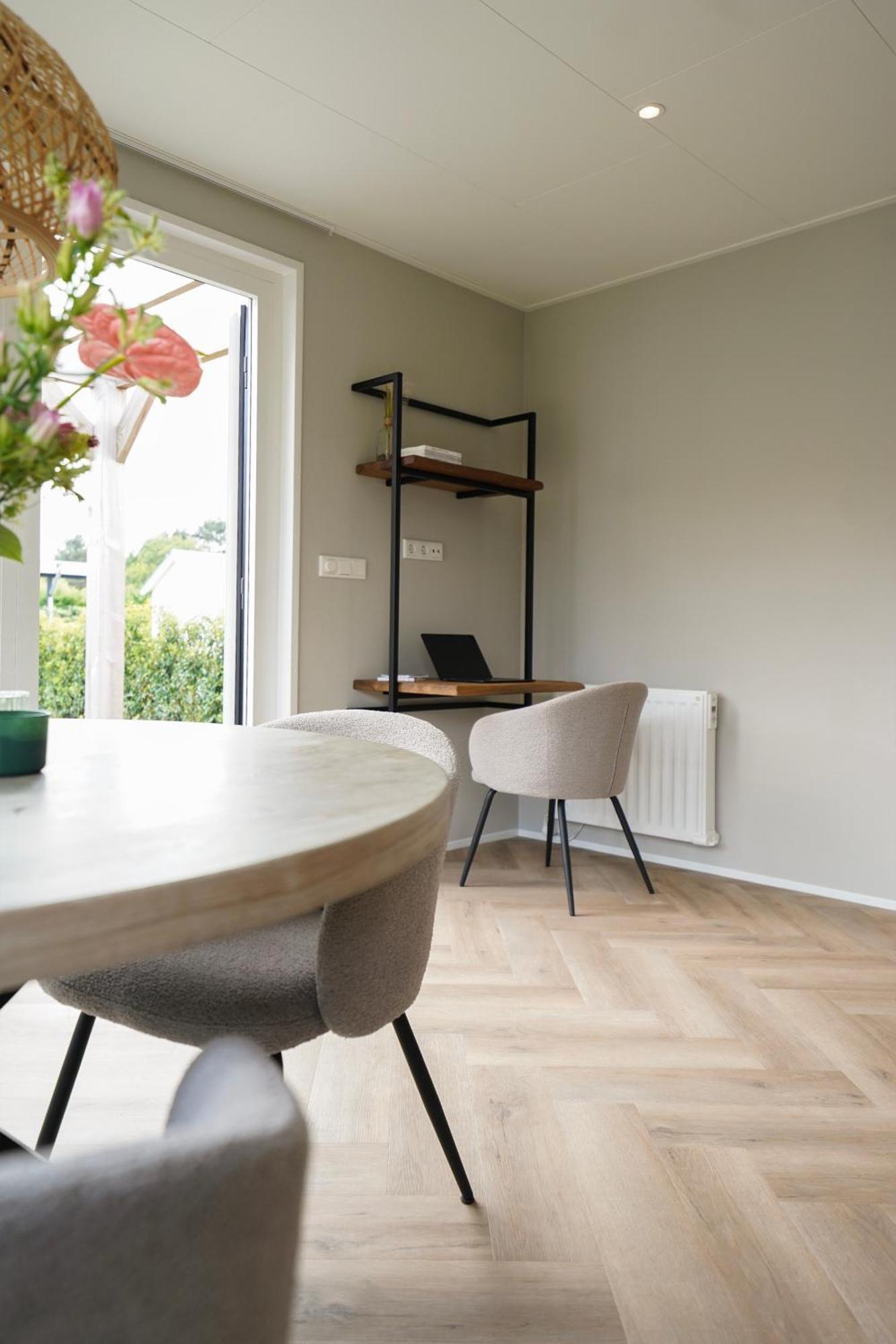Luxe Lodge 'Bold' Nabij Bos En Veluwemeer - 4 Pers 에르멜로 외부 사진